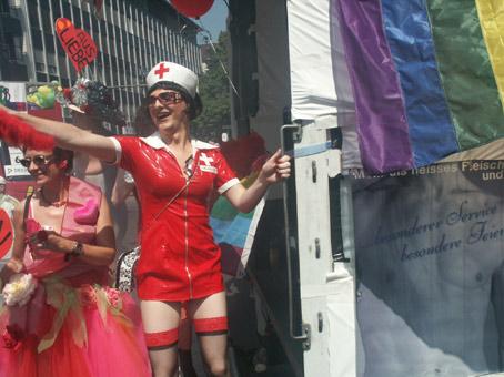 gay pride berlin. infirmires. photo michel ducruet