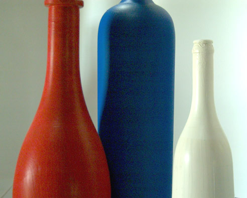 bouteilles de couleur. michel ducruet. Verneusses.2003